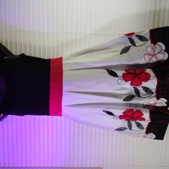 Ruby Rox Swing dress  size 9 - Picture 1 of 8